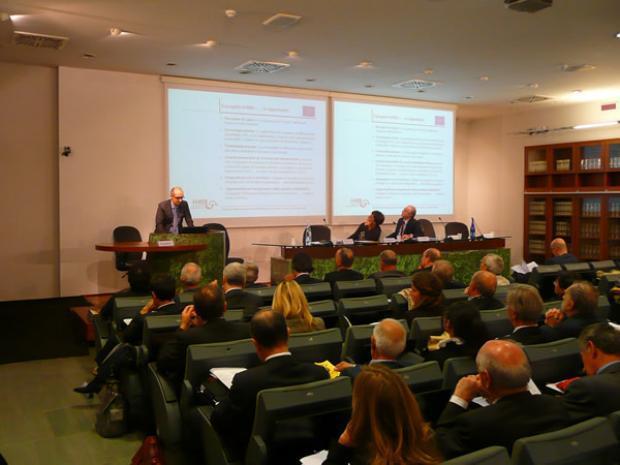 HREII e Friends of the Earth: II conference on energy efficiency_October 2010, Rome